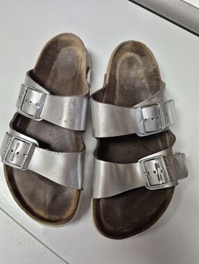 Birkenstock Women's Metallic Silver Double-Buckle Slide Sandals. Size 11.